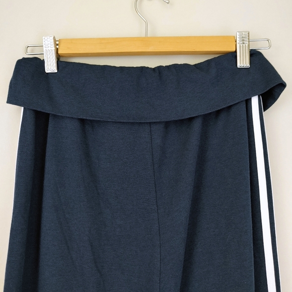 Adidas Neo Harem Cropped Pants Sweatpants Size Small Blue White Stripes - Picture 8 of 10